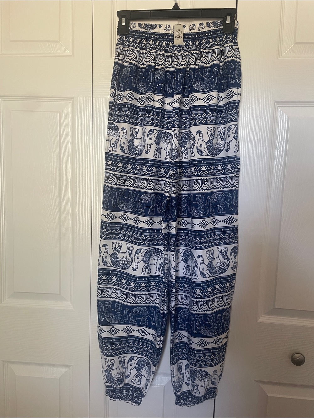 Comfort Drawstring Joggers with Elephant Print - Navy & White